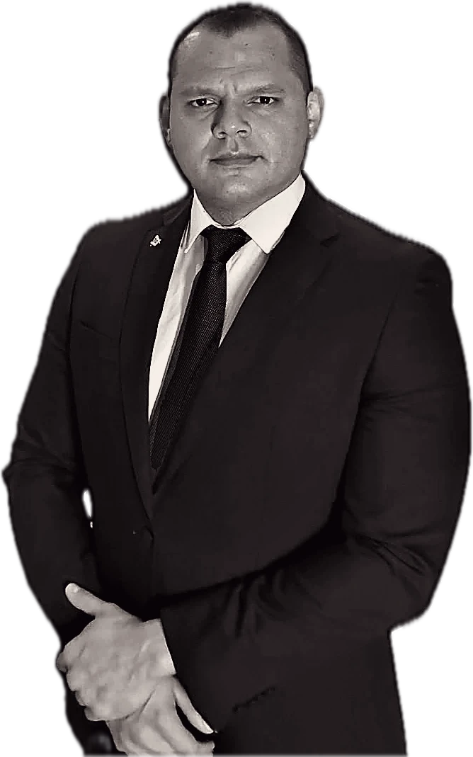 Magno Aguiar, advogado criminalista, em retrato preto e branco